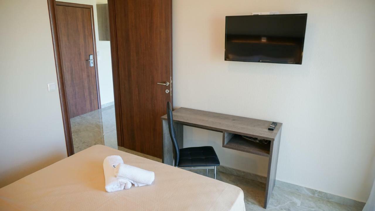 Sinodinos Deluxe Apartments Афитос Экстерьер фото