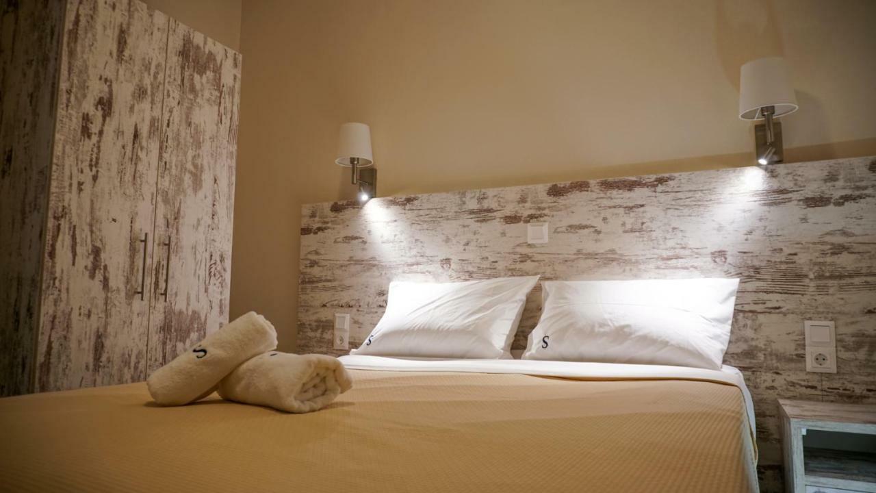 Sinodinos Deluxe Apartments Афитос Экстерьер фото